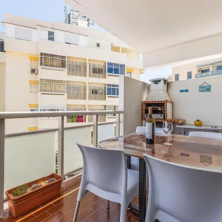 Open Space Apartman *